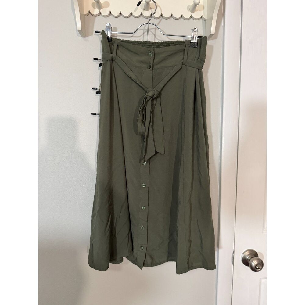 SO Kohl’s Olive Green Button Front Midi Skirt